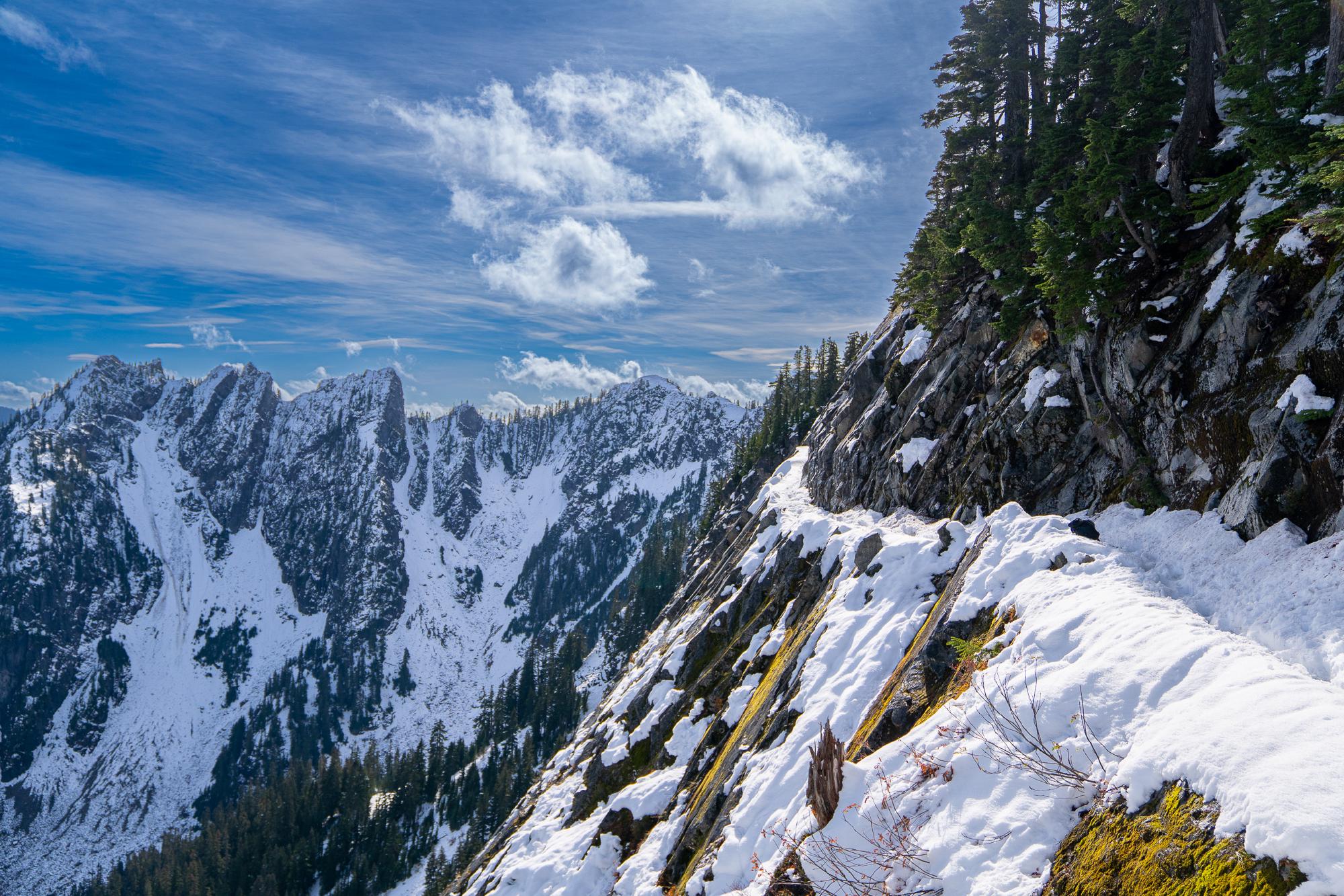 us-wa-snoqualmie-pass.jpg